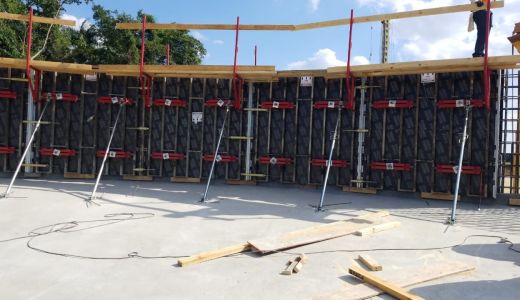 1686657713682 1686657713682